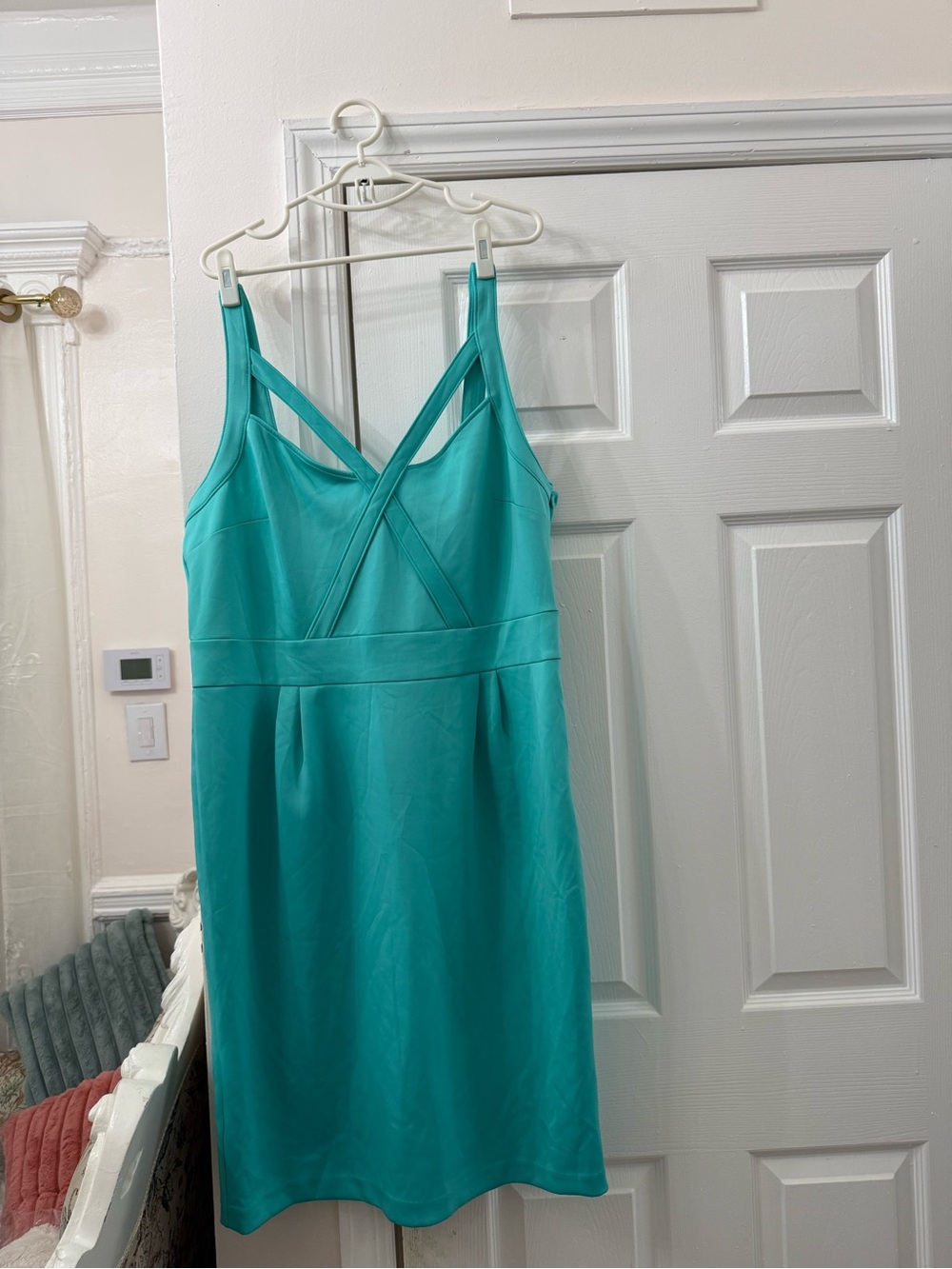 BOLD elements Teal Shell Top